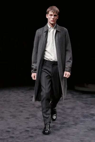Look 36